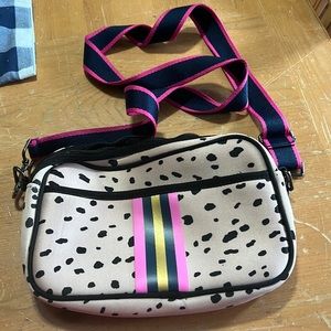 Neoprene crossbody